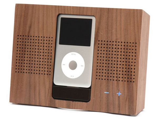 marubeni-wooden-ipod_dock