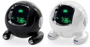 space-invaders-alarm-clock-white